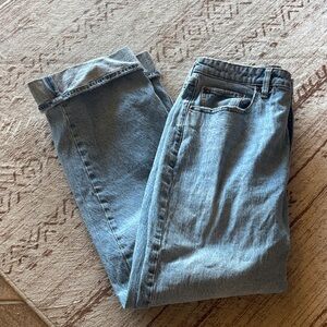Abercrombie & Fitch High Rise relaxed fit Blue Jeans
597